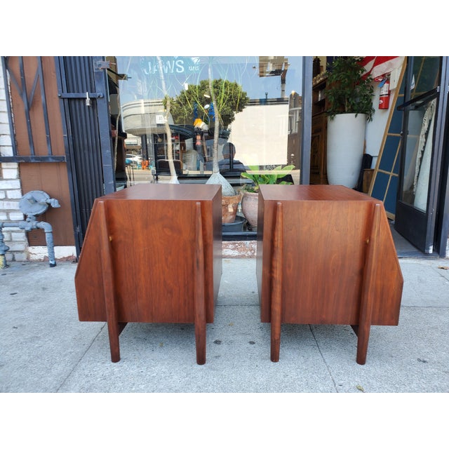 Pair of Mid-Century Style Night Stands For Sale - Image 10 of 17