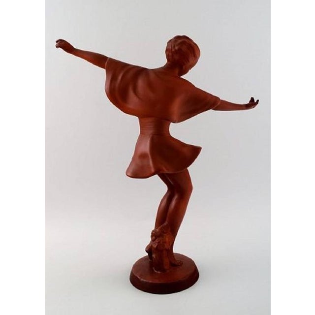 Keramos, Vienna, dancing woman figure in red clay. Art Deco. Model number 8713. Beautiful figure, circa 1940s. Measures:...