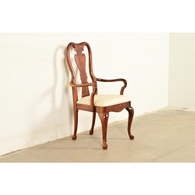 Queen Anne Thomasville Queen Anne Carved Solid Mahogany Armchair For Sale - Image 3 of 11