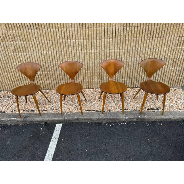 Set of Six Norman Cherner Style Plywood Pretzel l Dining Chairs by Plycraft, USA 2 armchairs and 4 side chairs These...