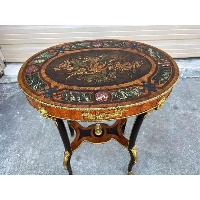 French 19th Century Louis XV Style Kingwood and Marquetry Inlaid Ormolu Mounted Side Table. For Sale - Image 4 of 11