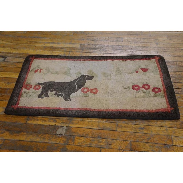1930s Pictorial American Hooked Rug ( 2' x 3' 8" - 61 x 112 cm ) American Hooked Antique Ivory Small Scatter Size 1930s...