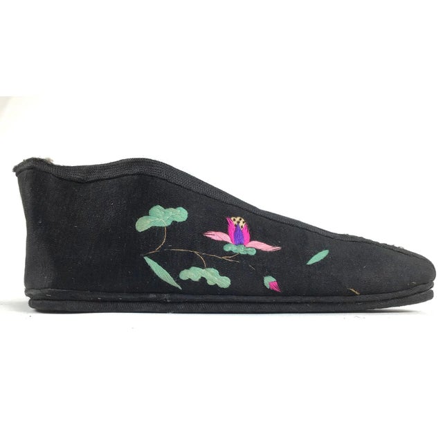 Antique Silk Chinese Bounding Shoes For Sale In Portland, ME - Image 6 of 12