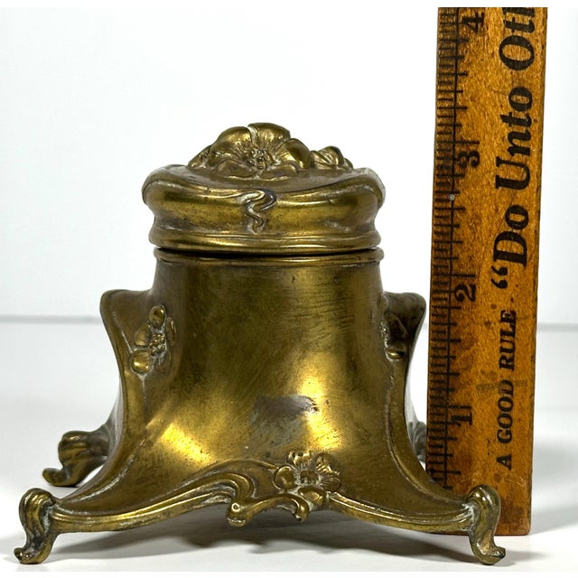 Art Nouveau Jennings Bros. Ormolu Inkwell with Milk Glass Insert For Sale - Image 10 of 10