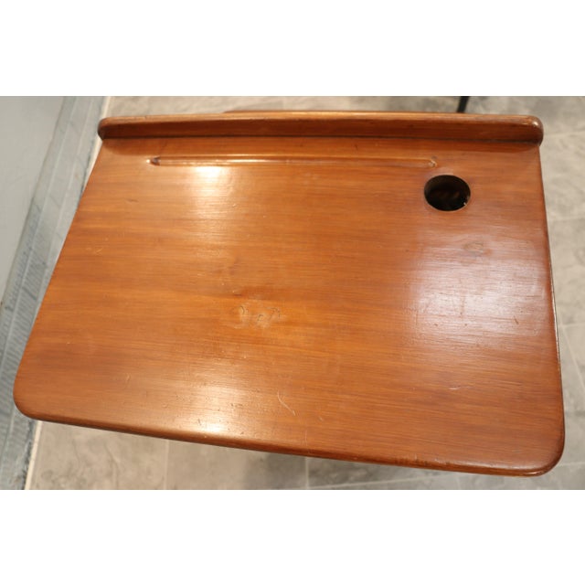 Set of Three Antique American School Desks by Buffalo Metal Company & American Seating Company, Circa 1895–1935 For Sale - Image 11 of 18