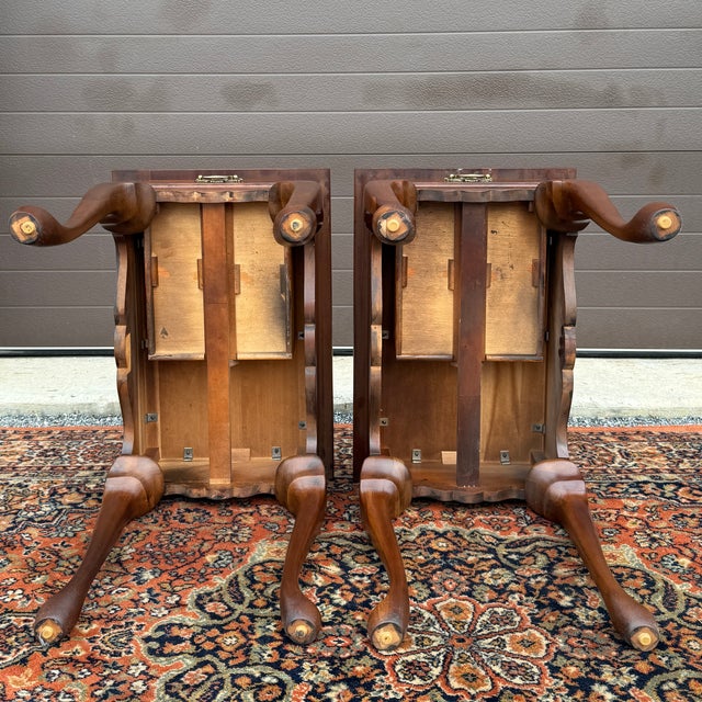 Vintage Pennsylvania House Traditional Queen Anne Solid Cherry 1 Drawer Side Tables - A Pair For Sale - Image 13 of 14