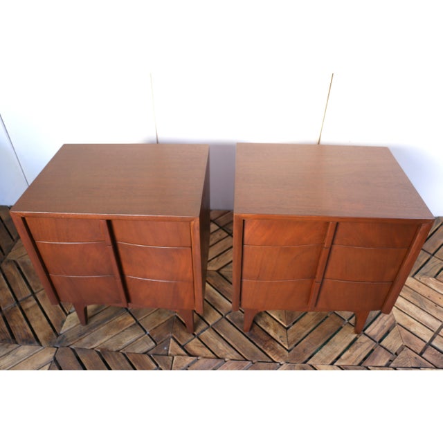 Mid-Century Modern Three Drawers Nightstands by American of Martinsville, c.1960’s For Sale - Image 11 of 18