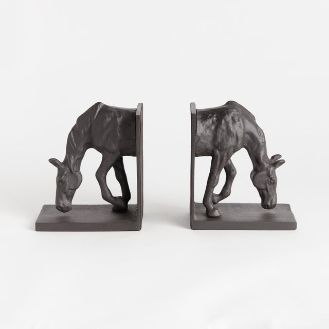 Kenneth Ludwig Chicago Horse Bookends, Set Of 2 For Sale - Image 4 of 4
