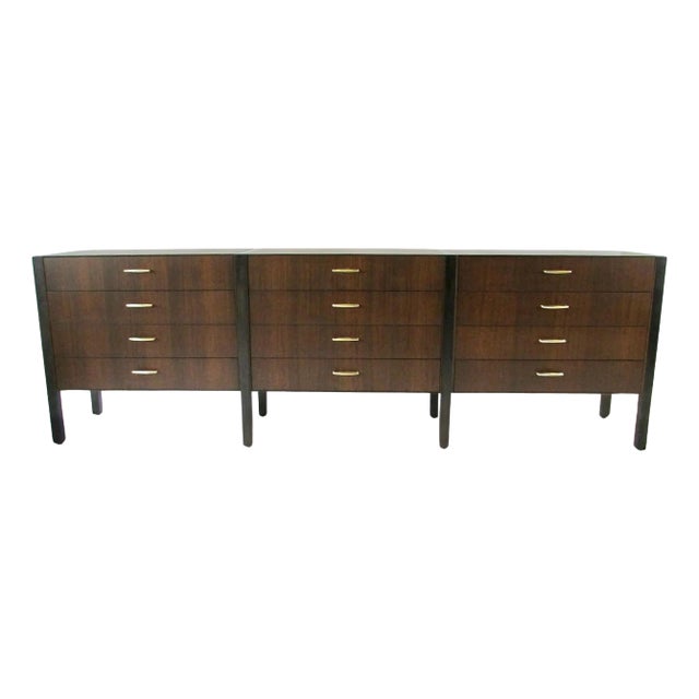Fine Long Low Twelve Drawer Directional Furniture Custom Collection Dresser For Sale