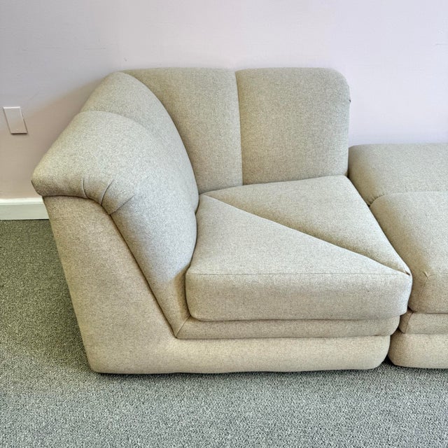 Bernhardt Vintage Soft Beige Tweed Chair & Ottoman Set For Sale - Image 4 of 10