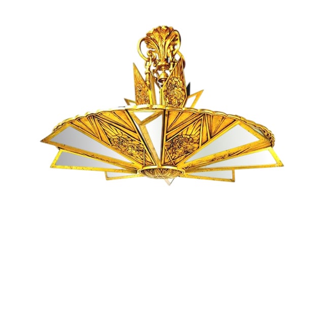 French Art Deco Lamp in Gilded Bronze, 1920s For Sale