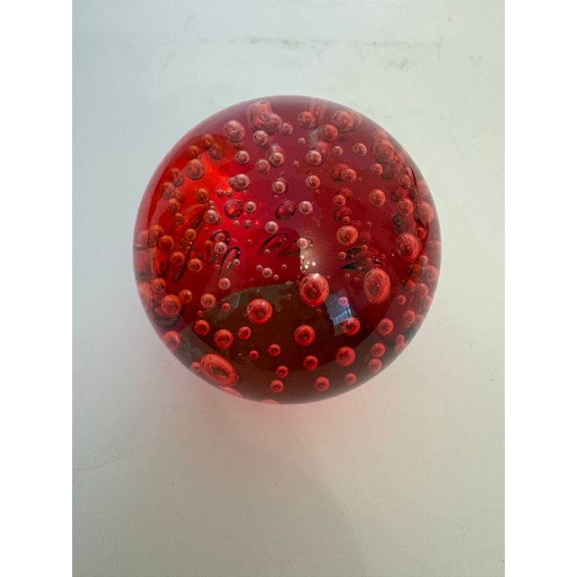 Whitefriars Glass French Vintage Red Bubble Paperweight in Murano Style For Sale - Image 4 of 4