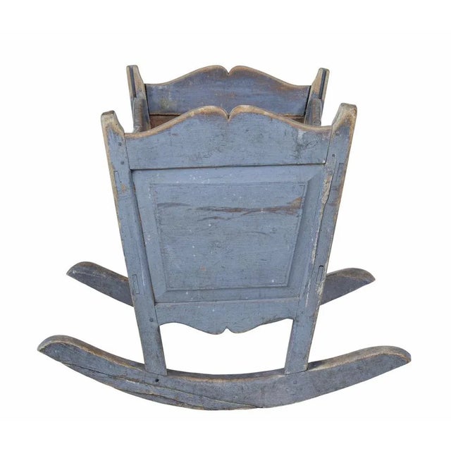 Gustavian (Swedish) Mid 19th Century Swedish Painted Pine Rocking Cradle, 1860s For Sale - Image 3 of 7