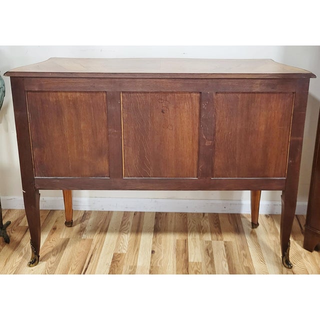 19th CFrench Kings & Tulip Wood Inlaid Two Door Buffet Server Bar Commode For Sale In New York - Image 6 of 17