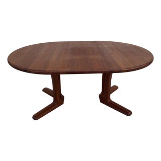 1970s Dyrlund Solid Teak Extendable Dining Table – Danish Modern Design For Sale
