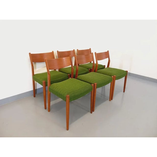 6 vintage Scandinavian chairs from the 50s 60s, beautiful design attributed to the Dutch designer Cees Braakman, in teak,...