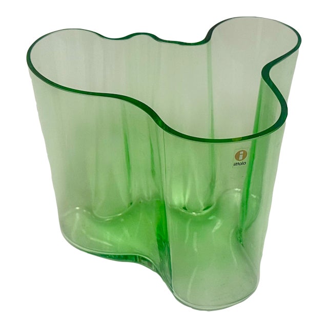 Alvar Aalto for Iittala Savoy Green Glass Vase, Large For Sale