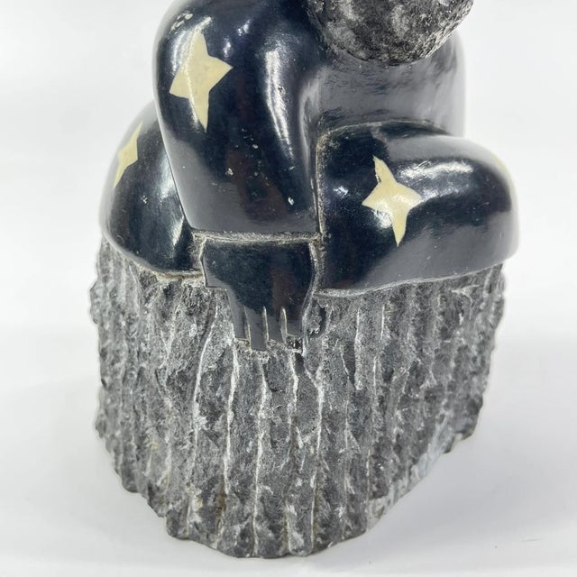 Black Early 20th Century Shona Stone Woman Sculpture In The Style of Colleen For Sale - Image 8 of 9