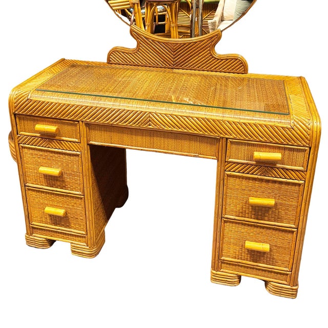 1930s Restored Art Deco Stick Reed Rattan Vanity W/ Round Mirror & Stool For Sale - Image 5 of 17
