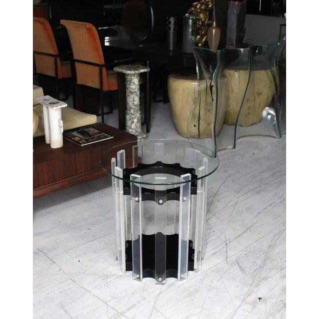 Black Mid Century Modern Lucite Base Round Side Table For Sale - Image 8 of 9