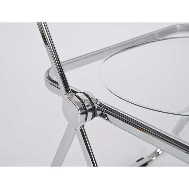 Italian Clear Acrylic Chrome Frame Plia Chairs by Giancarlo Piretti for Castelli, 1990s, Set of 8 For Sale - Image 9 of 18