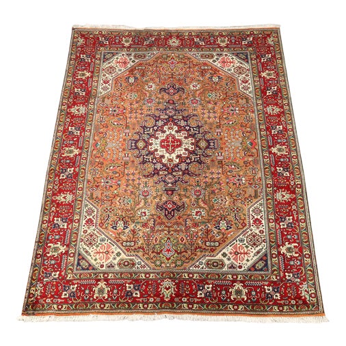 Middle Eastern Tabriz Rug in Wool For Sale
