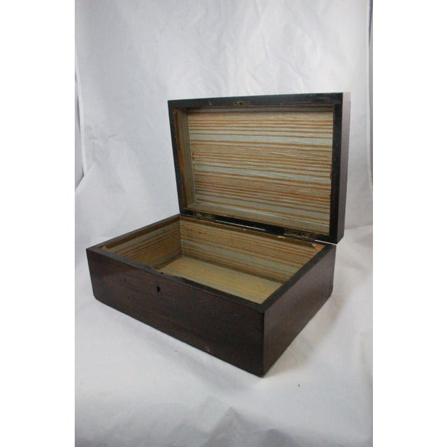Brown English 19th-Century Walnut Burl Inlay Box For Sale - Image 8 of 10