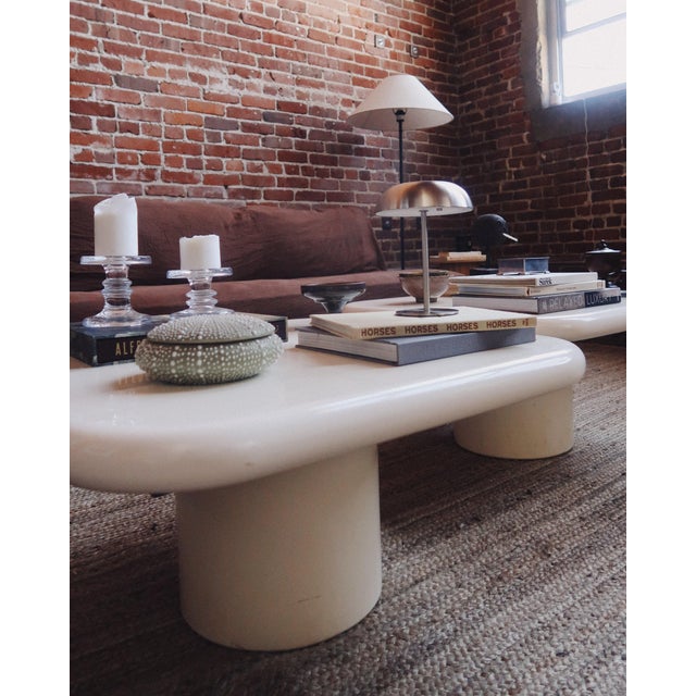 Late 20th Century Post-Modern Plinth Coffee Table in Cream Lacquer For Sale - Image 4 of 9