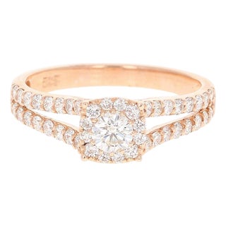 0.95 Carat Diamond Rose Gold Engagement Ring, Size 7 For Sale