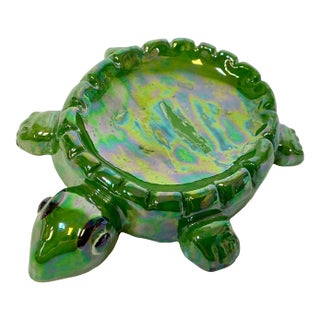 1970s Vintage Americana Folk Art Coastal Ceramic Turtle Soap Dish. For Sale