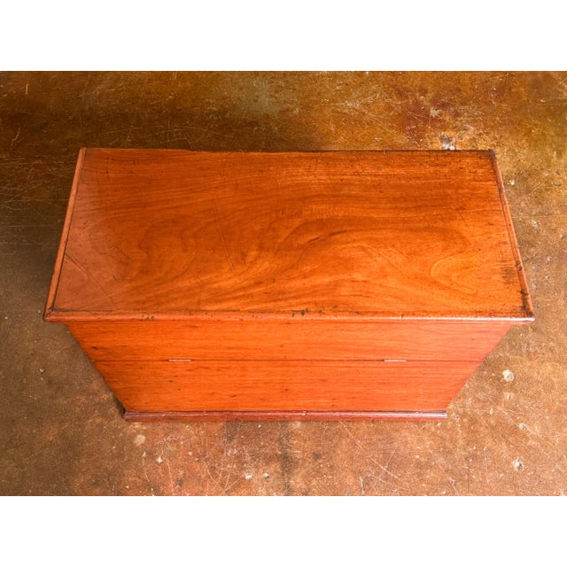 English Lift-Top Folding Front Chest of Mahogany From the Edwardian Era For Sale - Image 13 of 14
