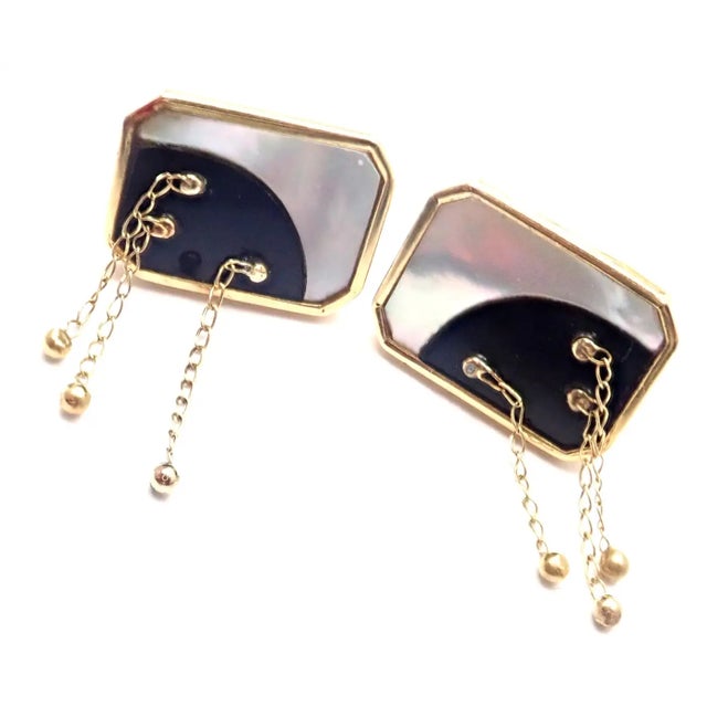 1970s Erté Folies Diamond Onyx Mother of Pearl Yellow Gold Necklace and Earrings Set, 3 Pieces For Sale - Image 4 of 10