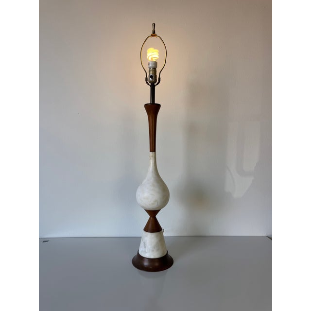 Mid-Century Modern 1960’s Italian Mid-Century Modern Walnut and White Marble Table Lamp With Brass Base For Sale - Image 3 of 12