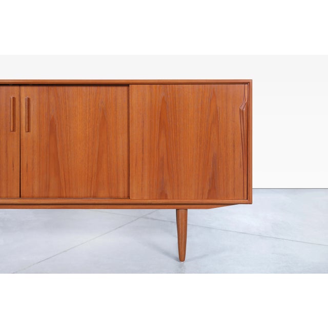 Chocolate Danish Modern Teak Credenza by Axel Christensen for Aco Mobler, 1960s For Sale - Image 8 of 12