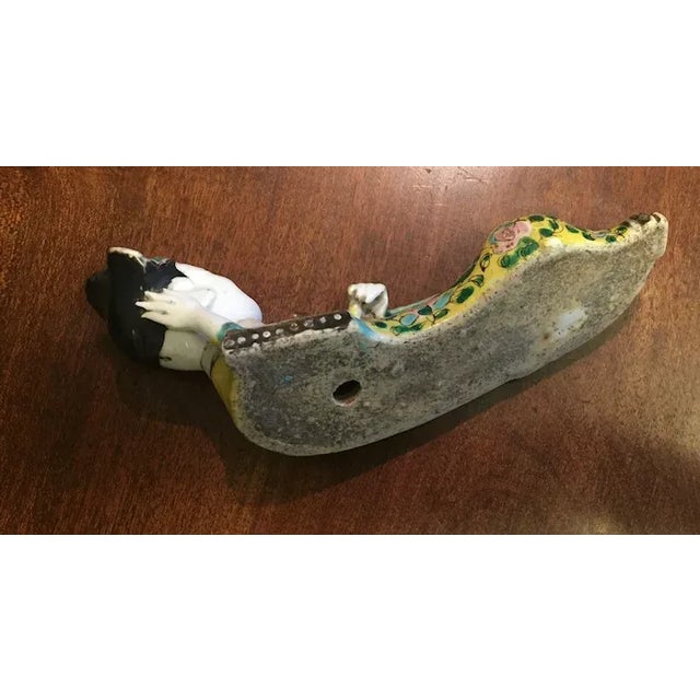 19th Century Antique 19th Century Chinese Export Famille Rose Porcelain Wall Hanging of a Reclining Court Lady For Sale - Image 5 of 13