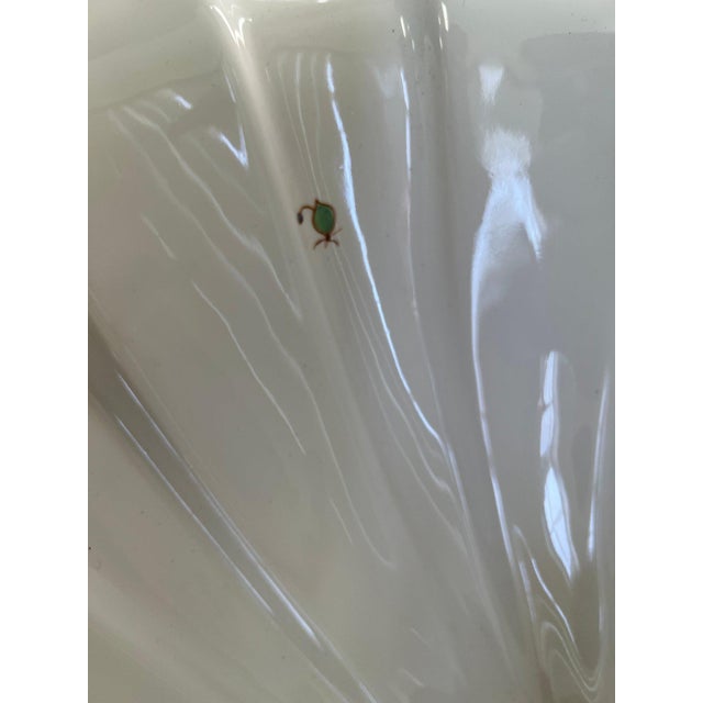 Green Rare Sherle Wagner Chinoiserie Hand-Painted Porcelain Pedestal Sink & Gilt Hardware Set For Sale - Image 8 of 18