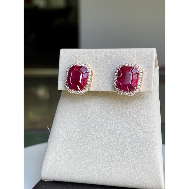 12 Carat Natural Burma Ruby and Diamond Earring in 18 Karat Yellow Gold For Sale - Image 14 of 18