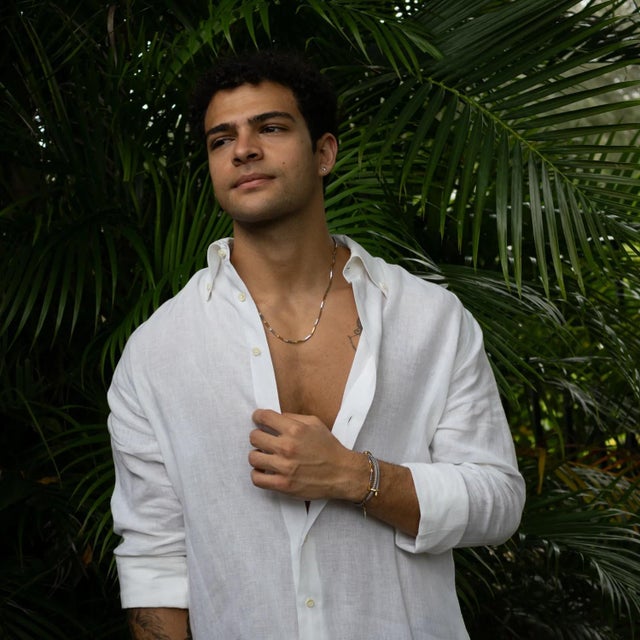 Metal Dual Strength Silver & Gold Men’s Chain Necklace For Sale - Image 7 of 8