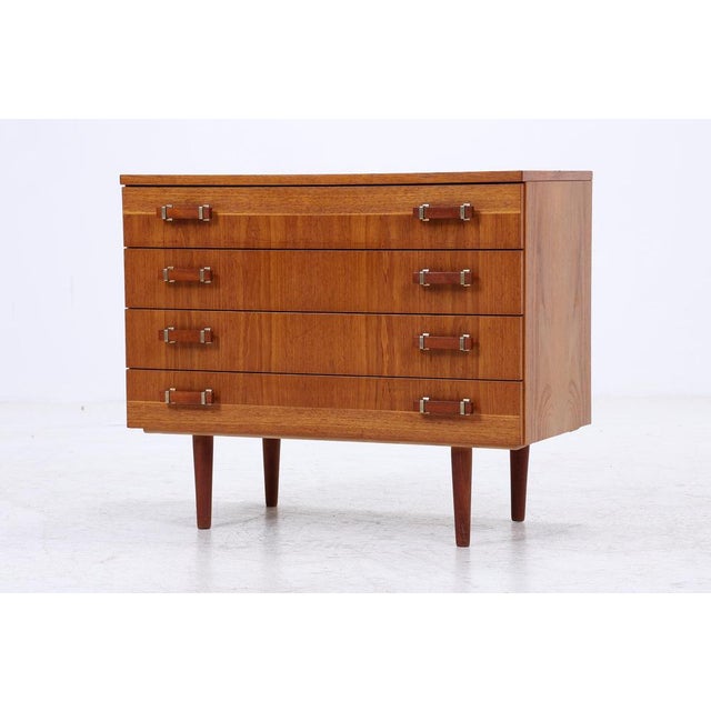 Vintage Chest of Drawers in Teak For Sale - Image 5 of 13