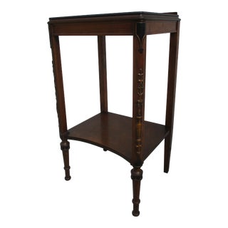 Kittinger Style Side Table -Black Lacquer and Gilded Highlights For Sale