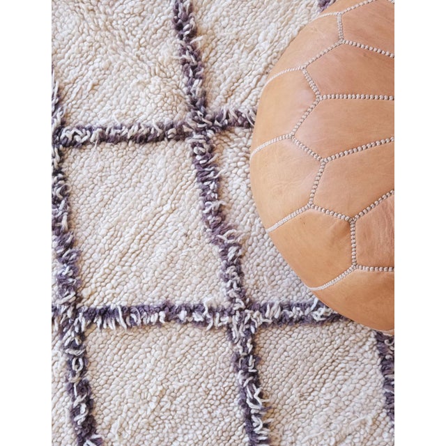 1980s Moroccan Kilim Beni Ourain Rug - 8.8 X 5.4 Ft For Sale In Cleveland - Image 6 of 8