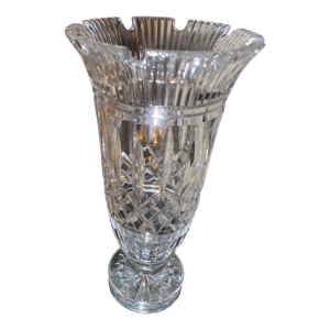 Waterford Crystal Vase. Vintage Waterford Crystal Lismore Castle Pedestal Vase - Made in Ireland
