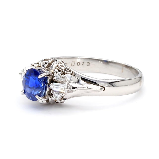 Blue Vintage 0.97 Carat Oval Blue Sapphire & Diamond Filigree in Platinum Floral Ring, Size 5.75 For Sale - Image 8 of 10