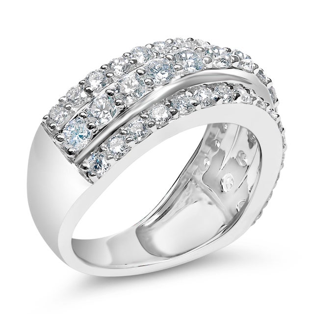 Contemporary .925 Sterling Silver 2.0 Cttw Lab Grown Diamond 3 Row Band Ring (F-G Color, VS1-VS2 Clarity) - Ring - Size 7 For Sale - Image 3 of 6