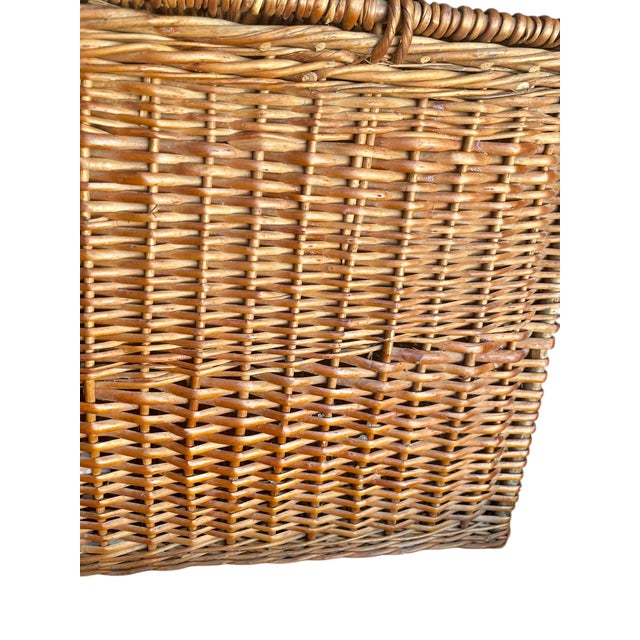 Brown Antique English Wicker Storage Trunk Chest With Hinged Lid | Early 20th Century For Sale - Image 8 of 18