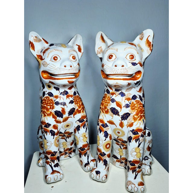 1980s Oversized 19" San Tao Fang Imari Foo Dog Floor Guardian Statues - A Pair For Sale - Image 11 of 11