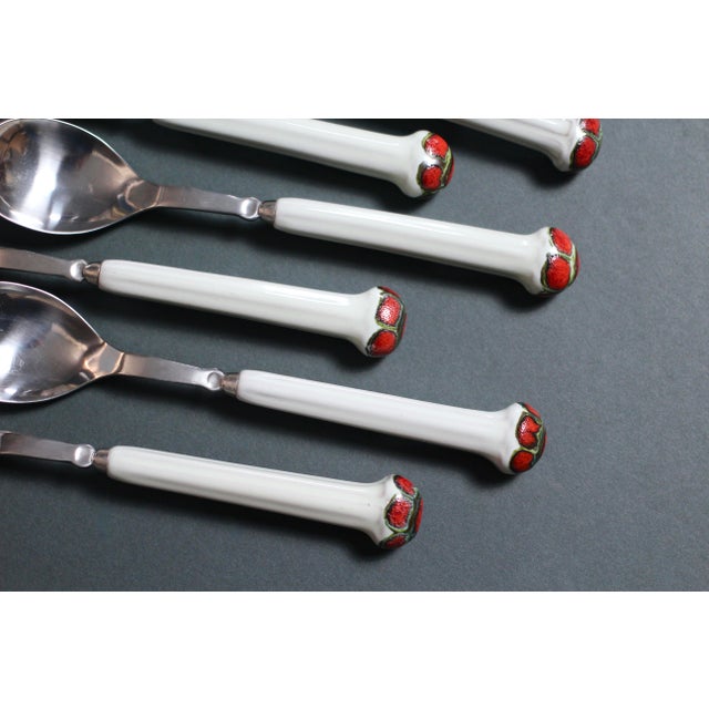 White 1970s Boho Chic Denby Regency Jewel White Flatware - Small Spoons or Teaspoons For Sale - Image 8 of 10