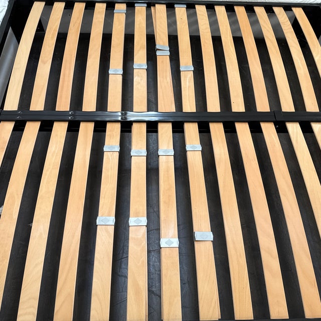 Textile Eastern King Paola Navone for Gervasoni Ghost 80 Slipcovered Bed Frame, Lino Bianco For Sale - Image 7 of 12
