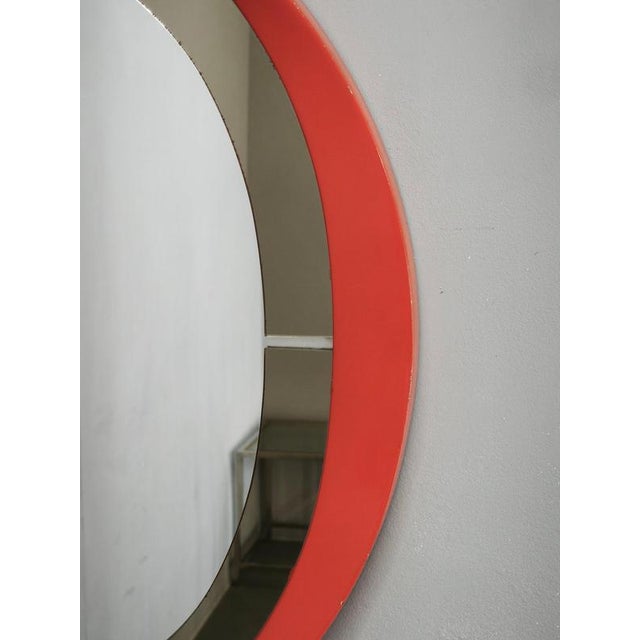 1970s Italian Space Age Round Red Lacquer and Smoked Glass Mirror, 1970s For Sale - Image 5 of 10