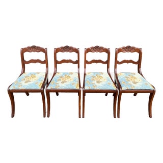 1950s Willett Duncan Phyfe Solid Cherry Rose Medallion Dining Chairs - Set of 4 For Sale